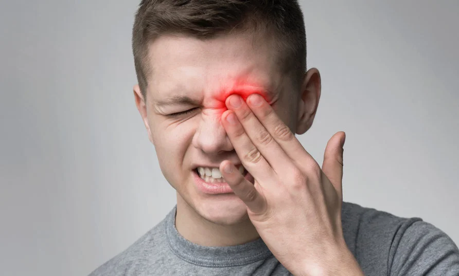 Eye injury assessment and emergency care