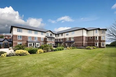 Mapplewell Manor