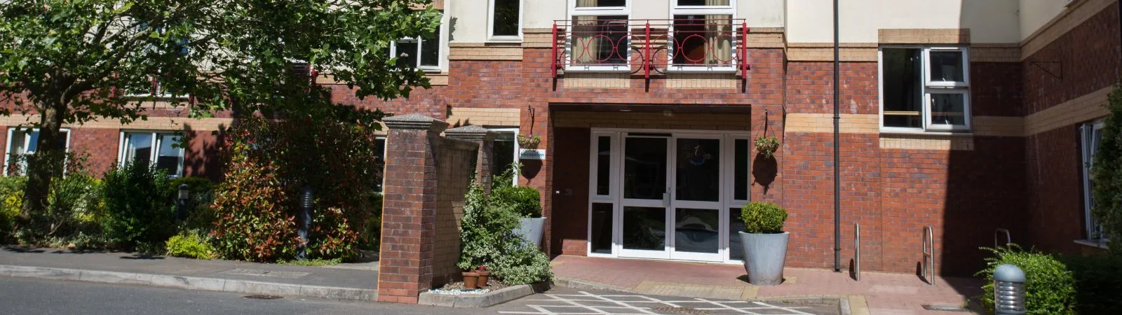 Knights' Grove Care Home