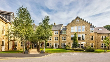 Oulton Manor